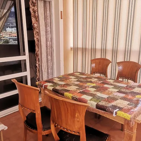 Apartment Callao 4 *